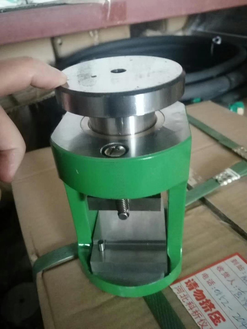 セメント圧力試験機用の40x40mm曲げ備品