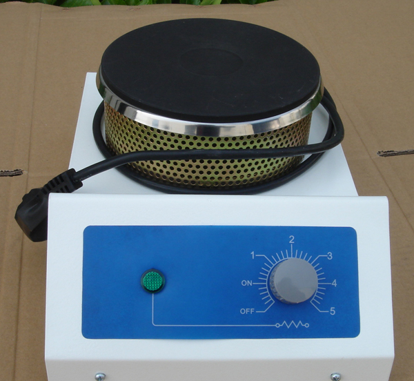 実験室は電気炉を閉じました