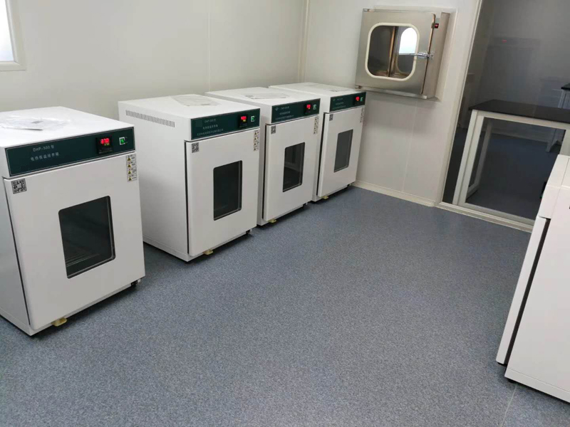 実験室で一定温度電気加熱インキュベーター