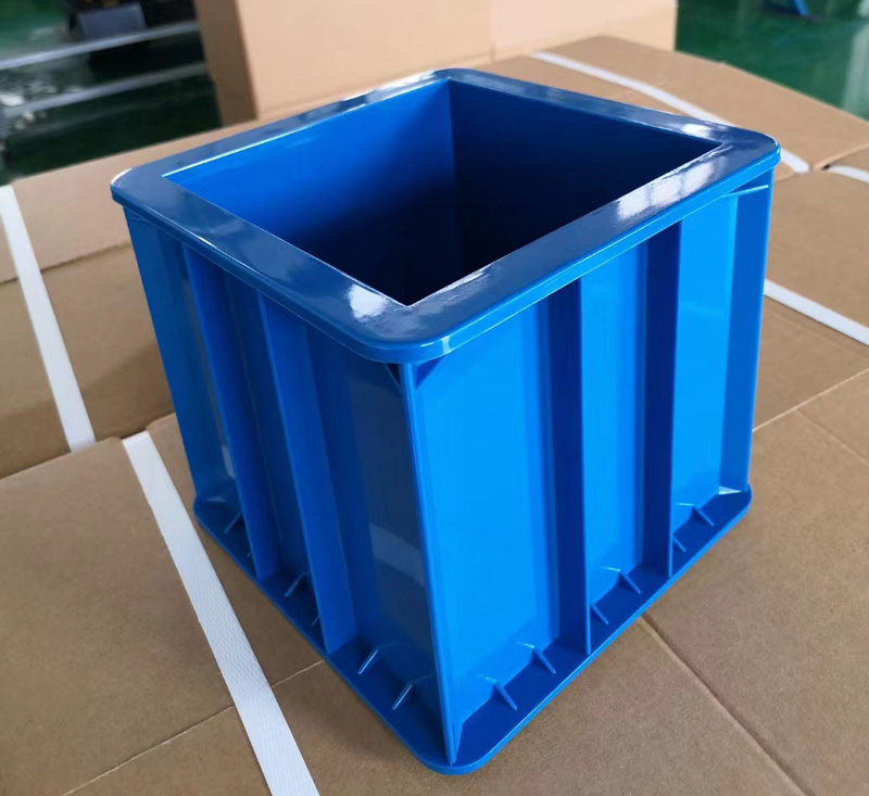 プラスチック型工学
