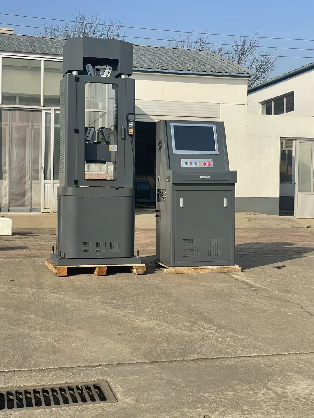 サーボユニバーサル引張試験機